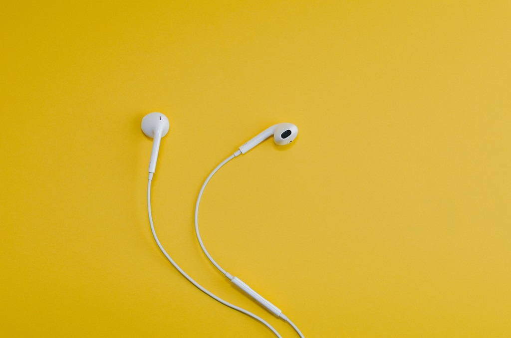 Customer reviews : gather feedback to better control it