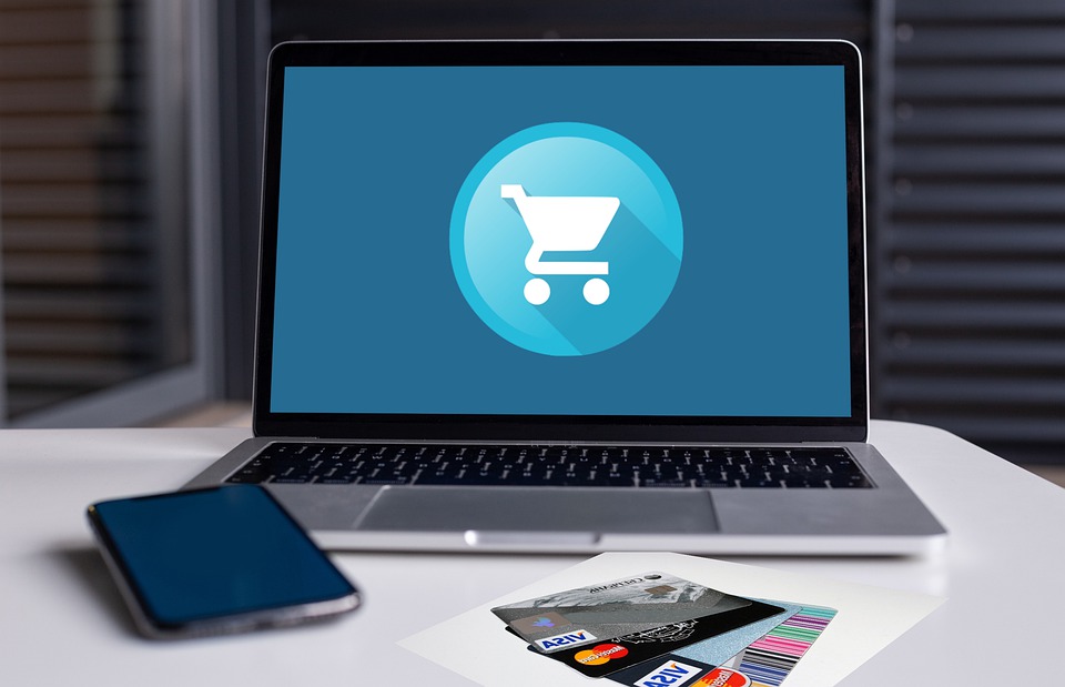 Pourquoi réinventer ses points de vente avec le click and mortar ?