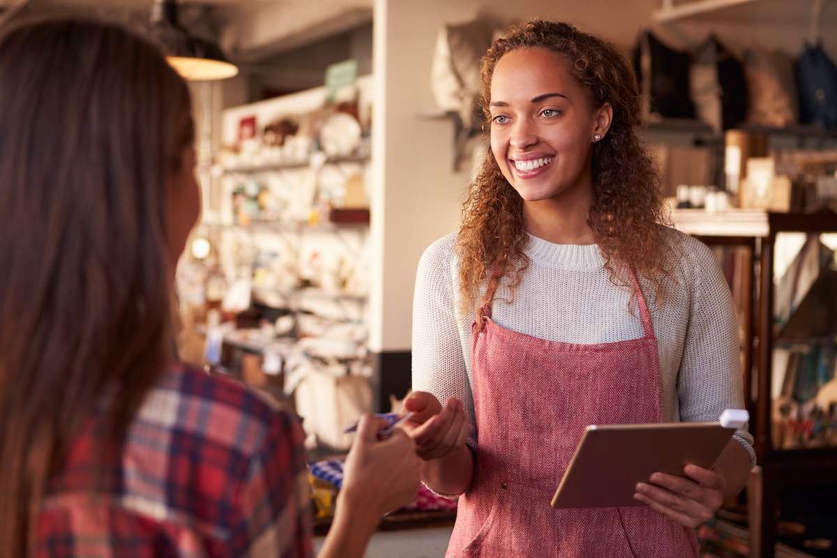 Pourquoi l’expérience client dans le retail passe-t-elle par les services